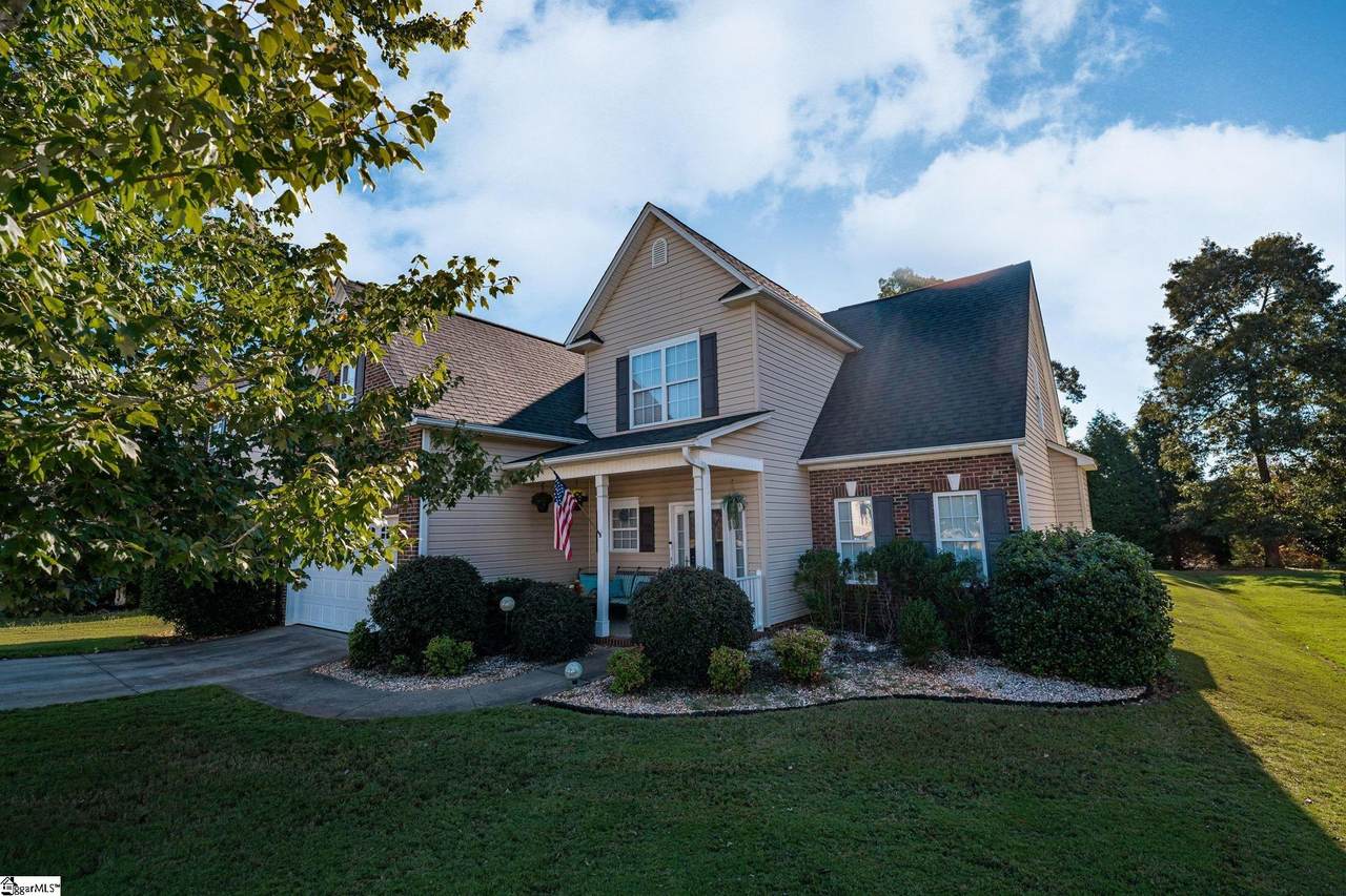 228 Wycliff Drive - Photo 1