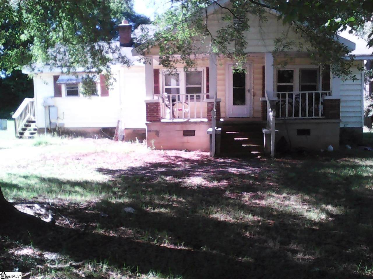 713 Garlington Road - Photo 1