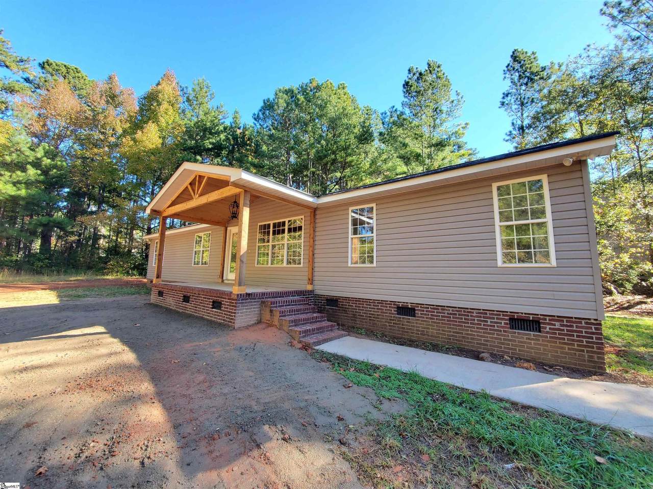 101 Wrentree Drive - Photo 1