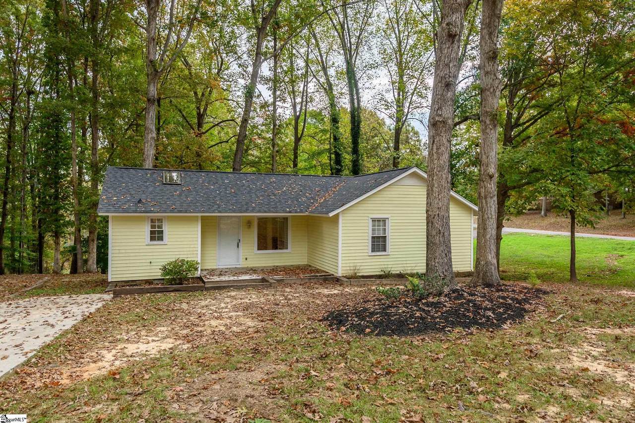 209 Westwood Drive - Photo 1