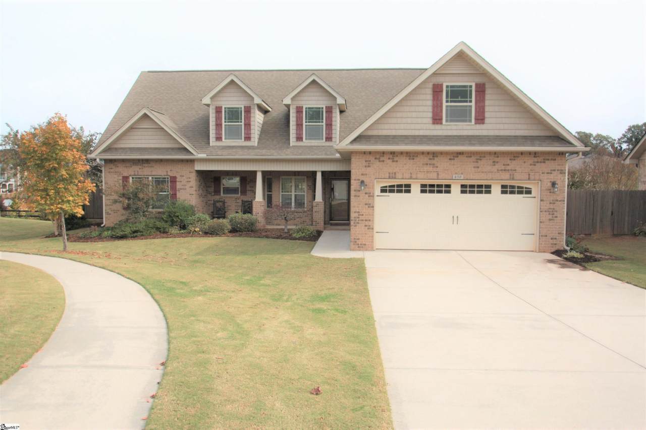 458 Jewelwood Drive - Photo 1