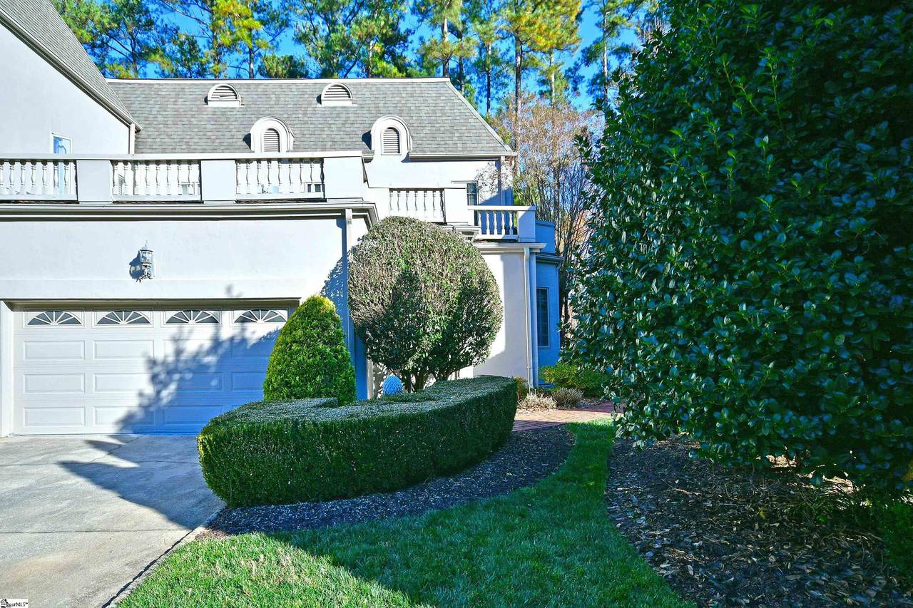 226 Castellan Drive - Photo 1