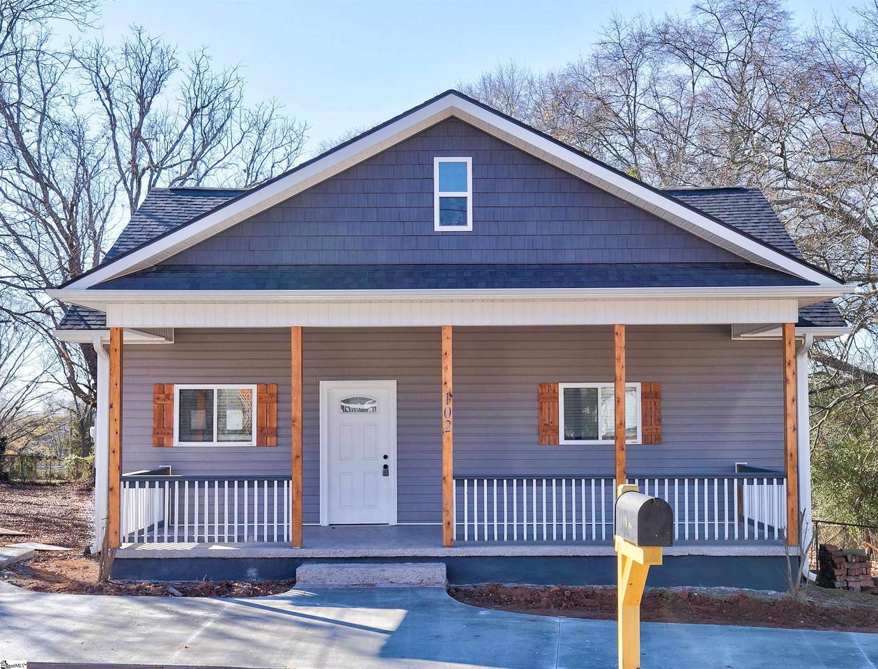 102 8th Street - Photo 1