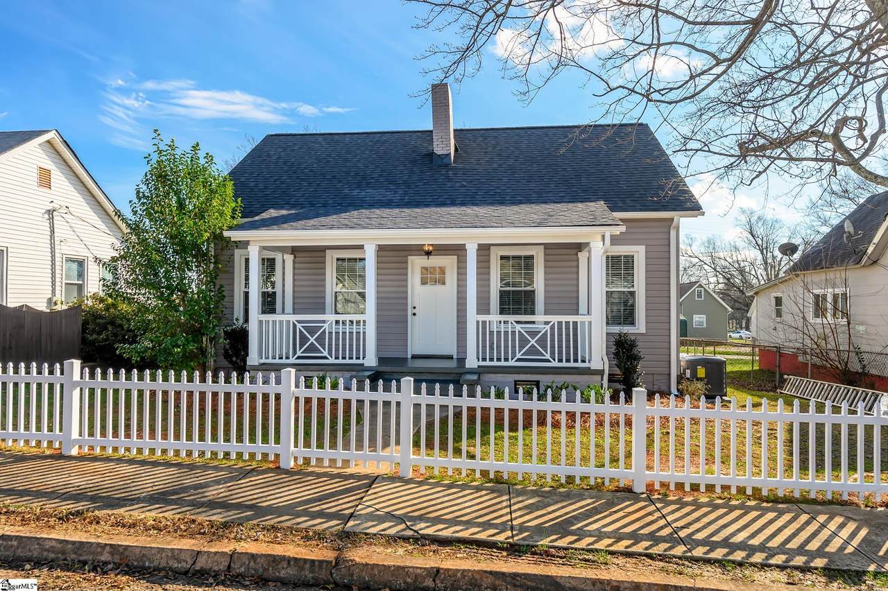 4 Welch Street - Photo 1