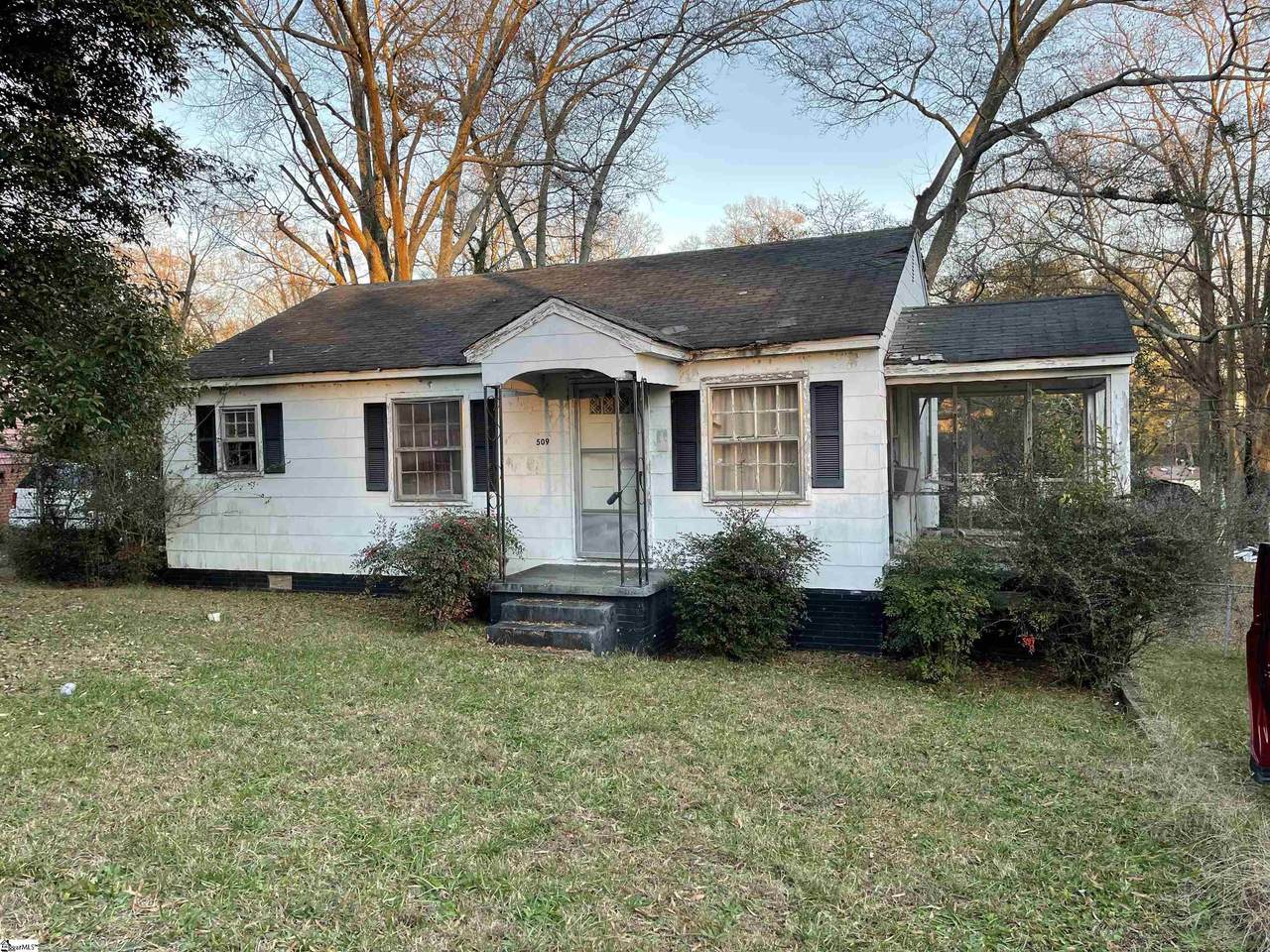 509 Rose Hill Street - Photo 1