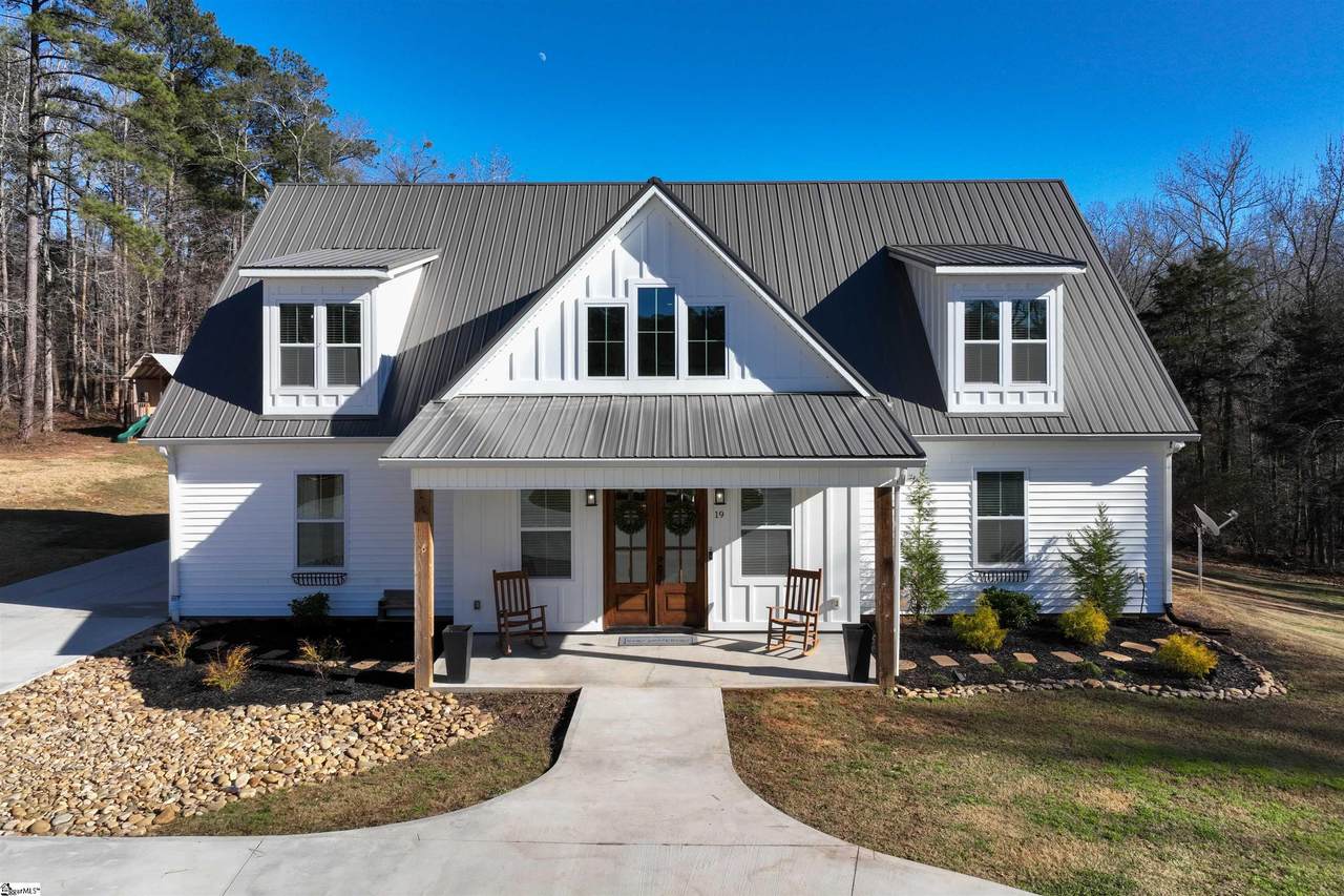19 Carolina Way - Photo 1