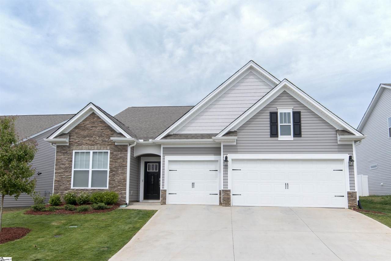 205 Yellow Fox Road - Photo 1