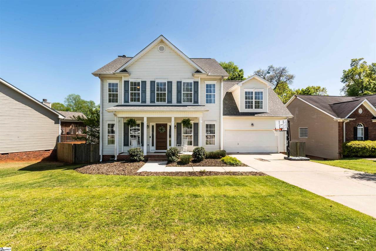 403 Walkingstick Way - Photo 1