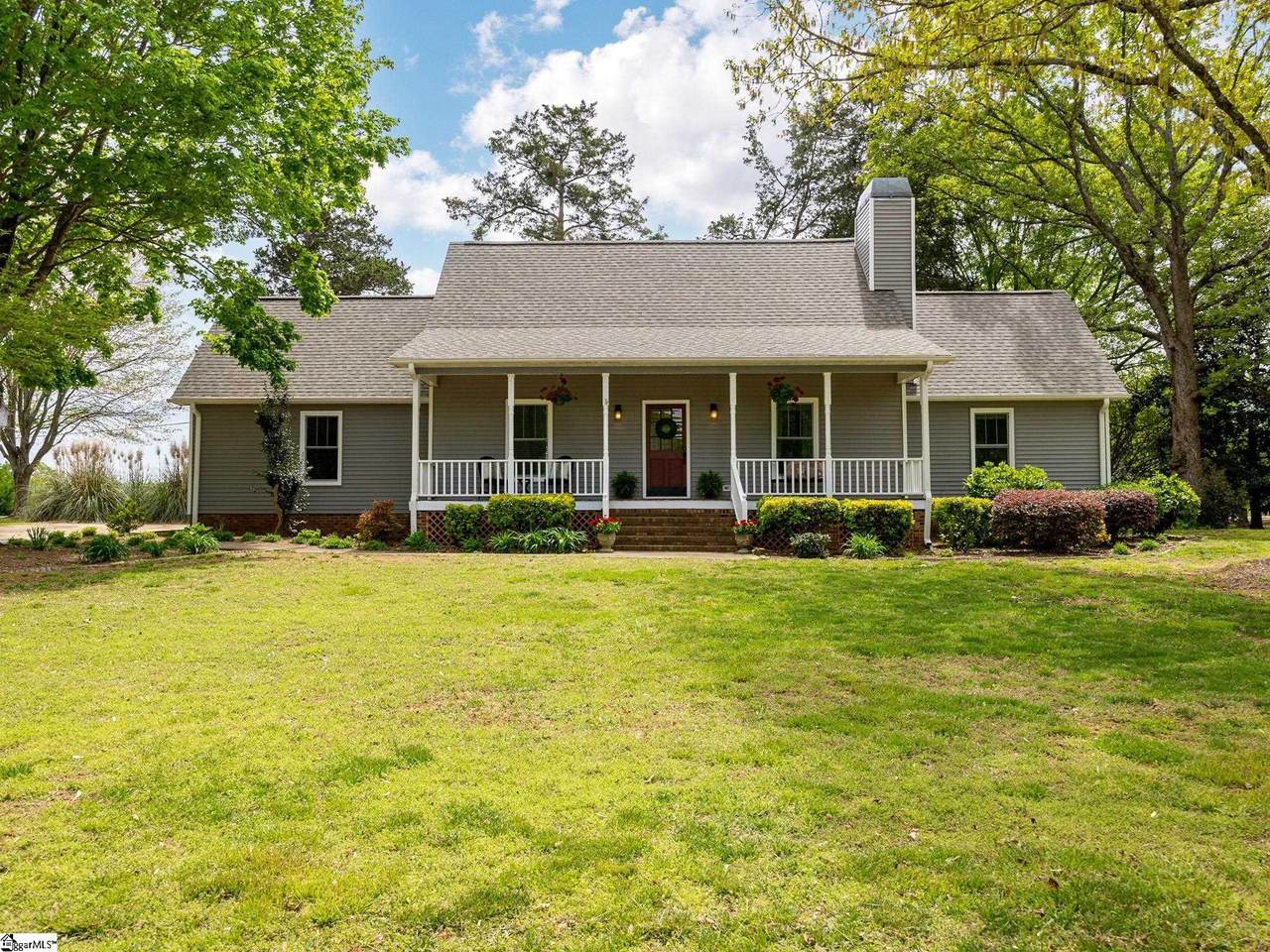 504 Cambridge Drive - Photo 1