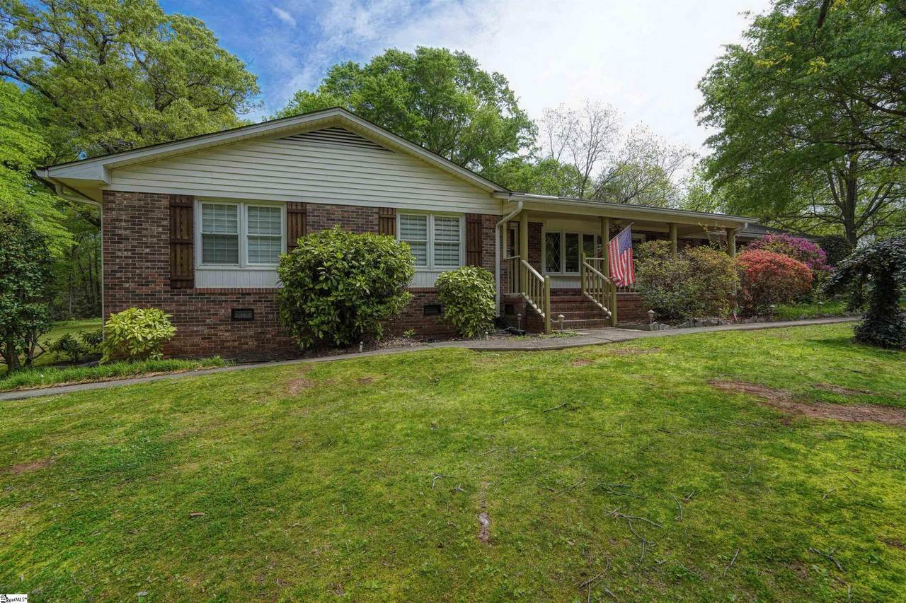 104 Johnson Drive - Photo 1
