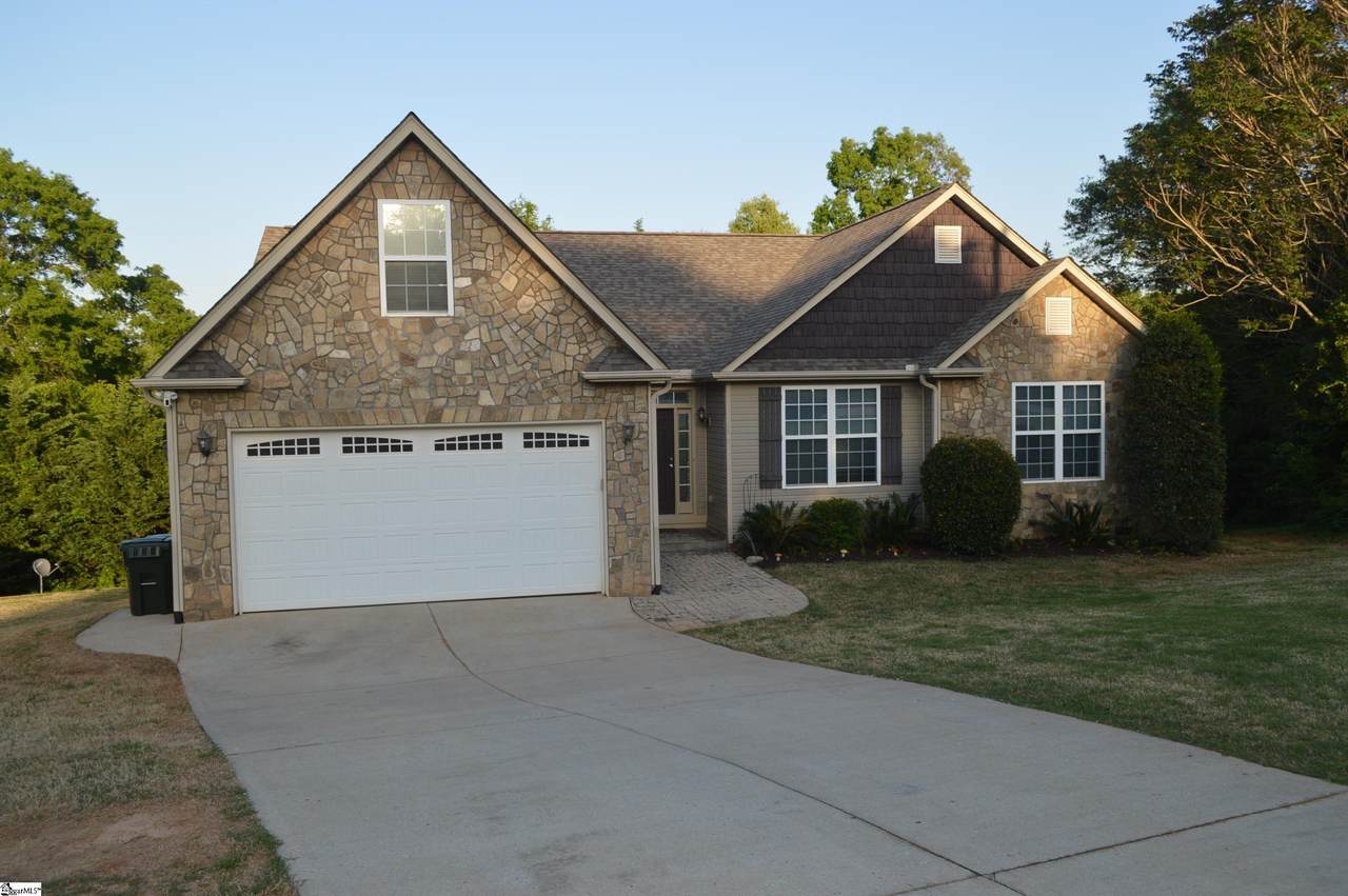 156 Bellamy Close - Photo 1