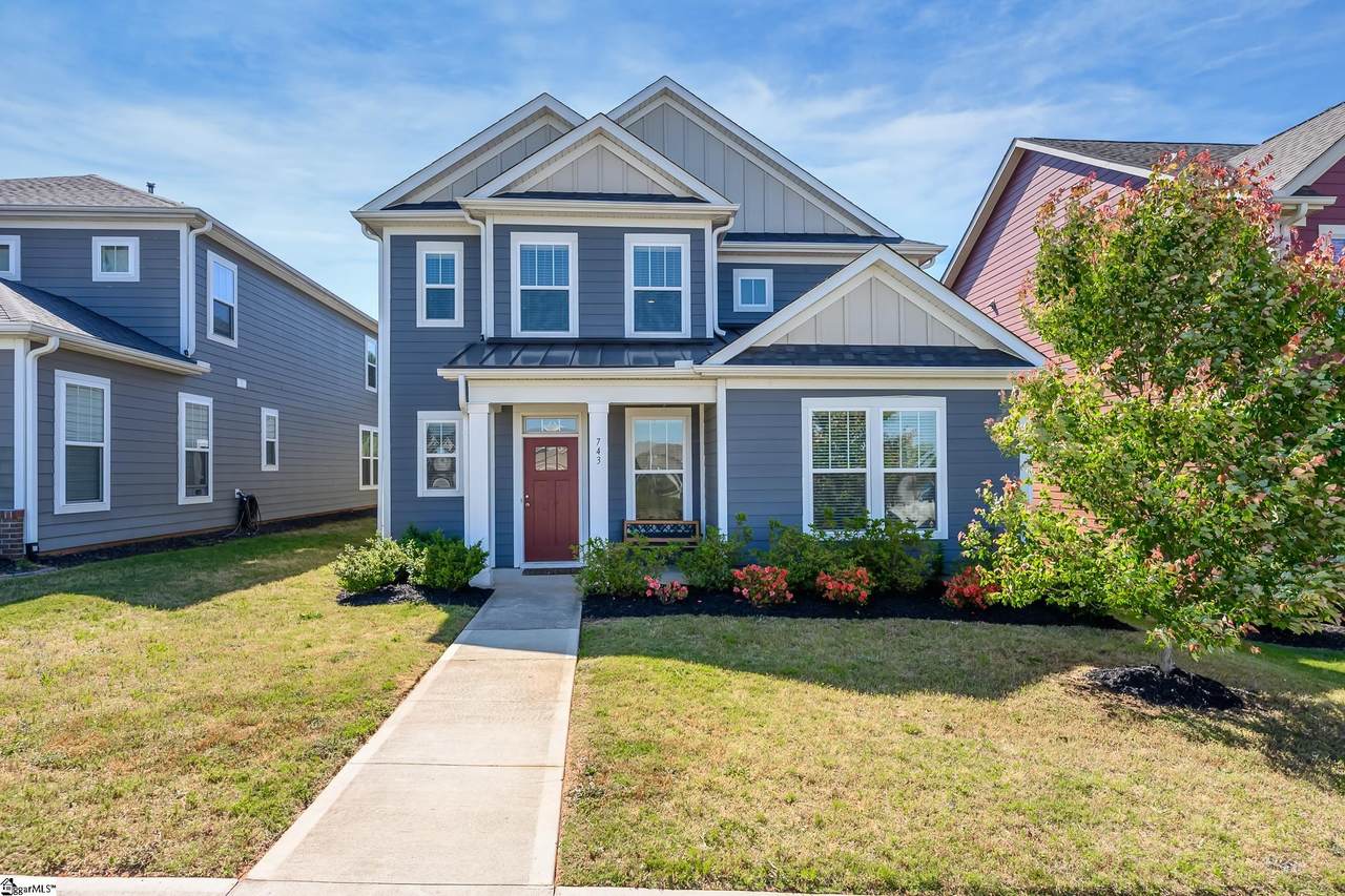 743 Rose Penny Lane - Photo 1