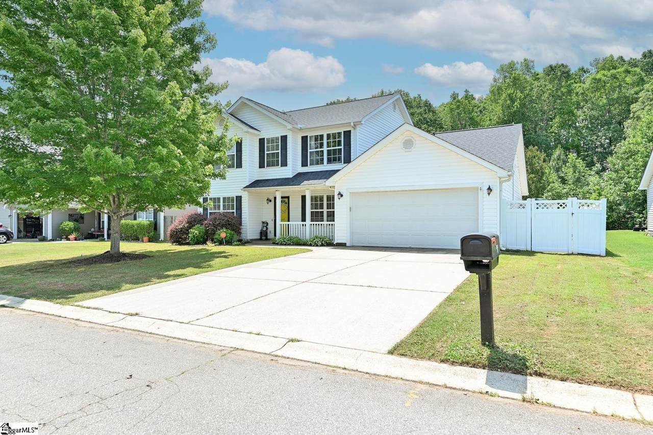 146 Walcott Drive - Photo 1