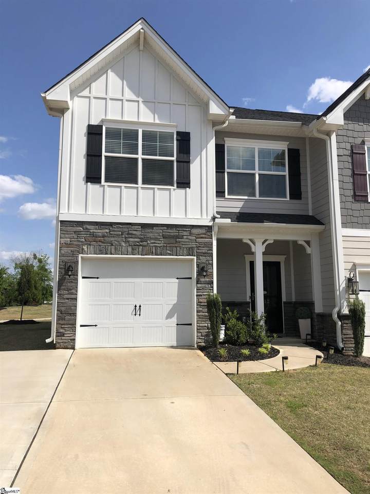 712 Wintergarden Place - Photo 1