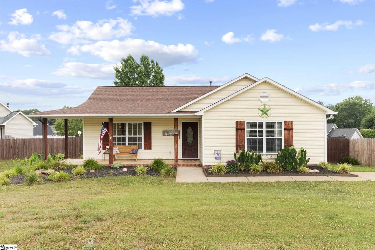 531 Plantation Creek Drive - Photo 1