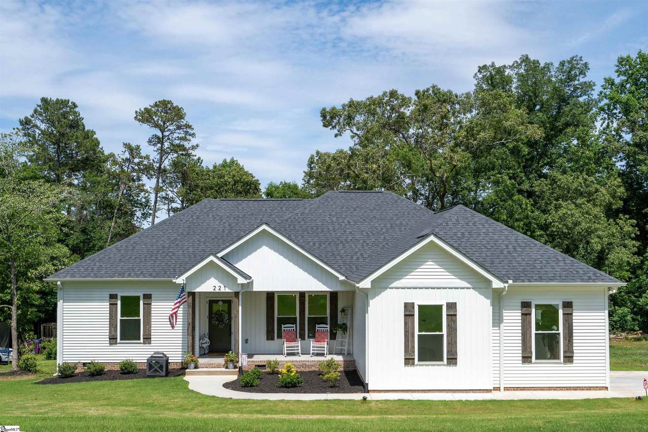 221 Glen Laurel Drive - Photo 1