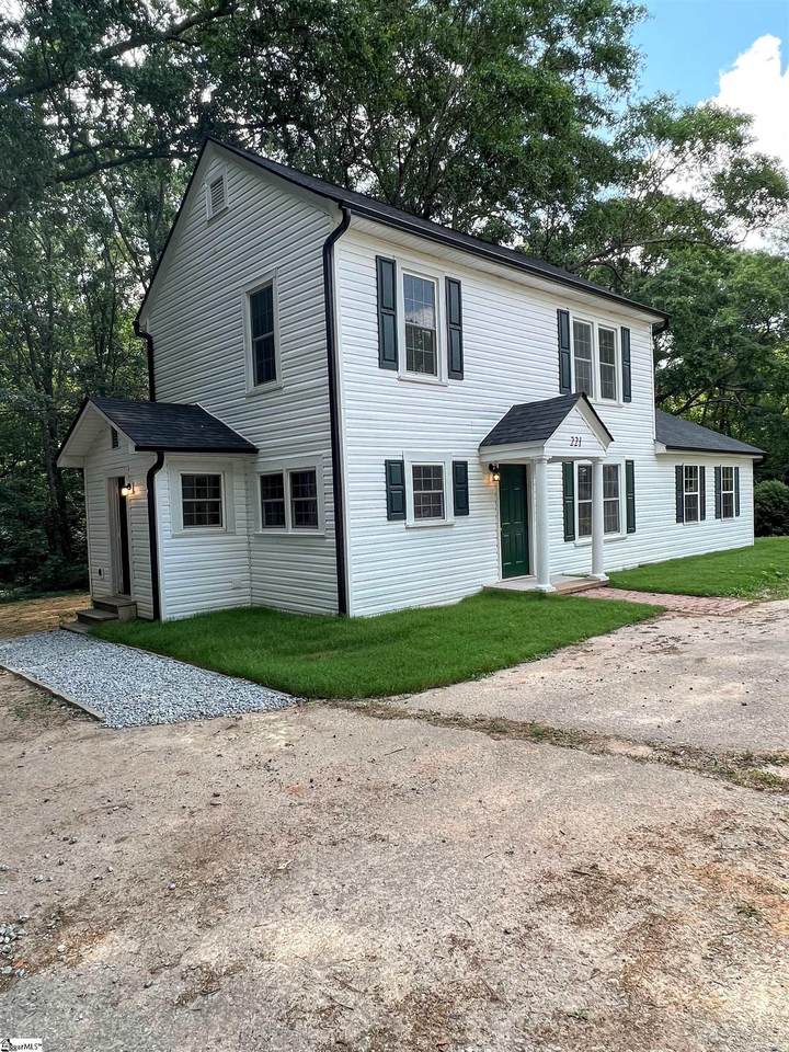 221 Ann Street - Photo 1