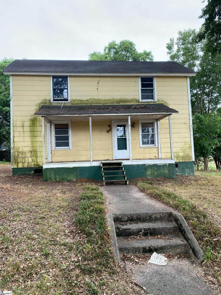 2 F Street - Photo 1