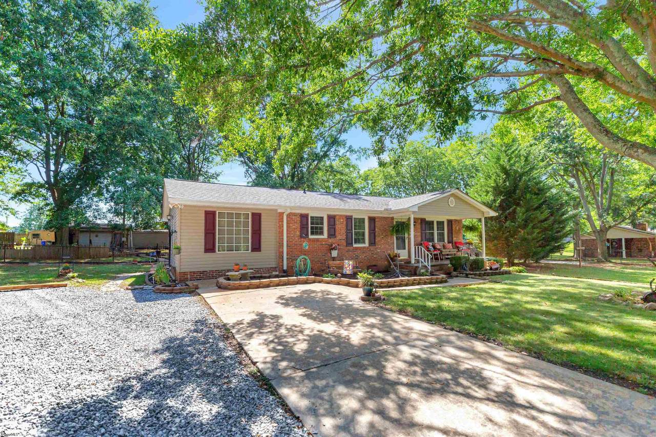 128 Sylvia Road - Photo 1
