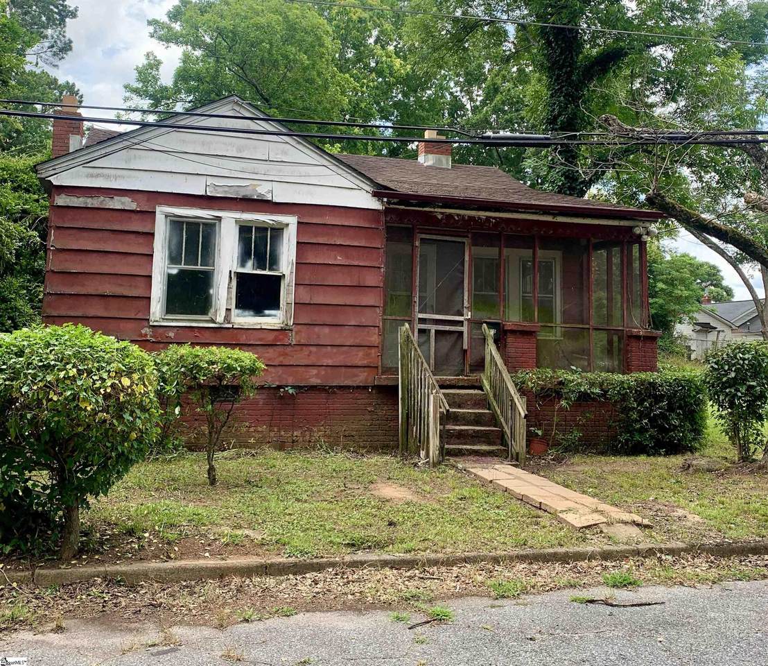 405 Carver Street - Photo 1