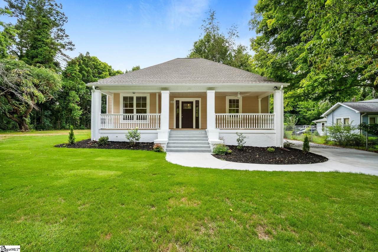 1014 South Manning Street - Photo 1