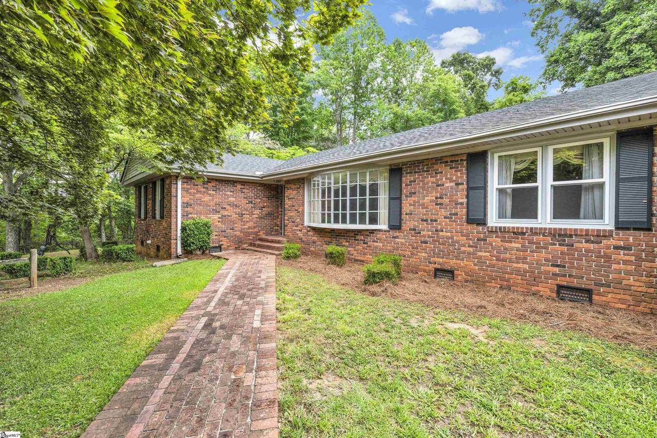 16 Valley Road - Photo 1