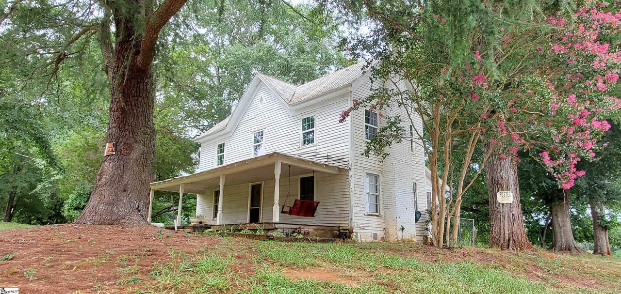 2611 Six And Twenty Road - Photo 1