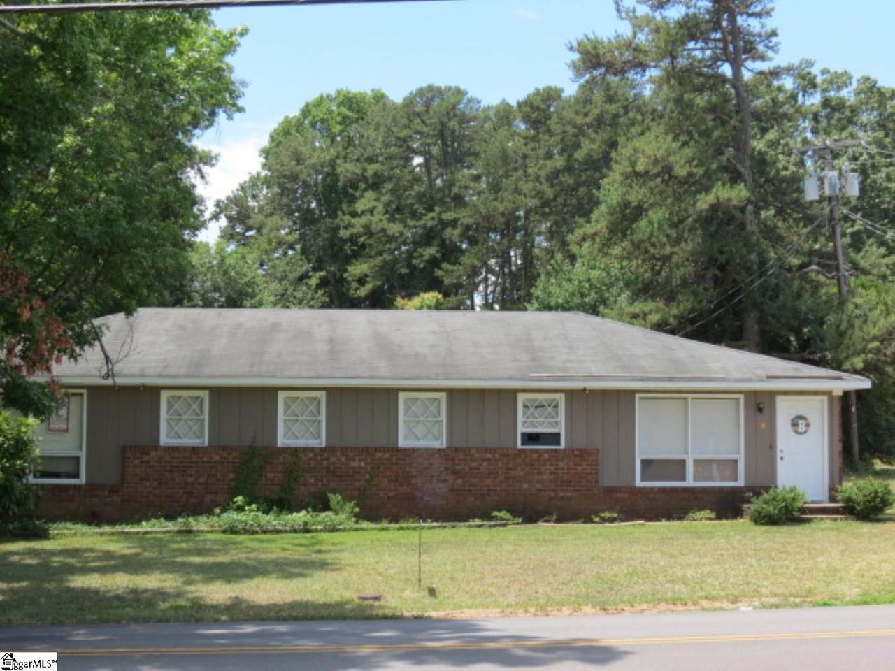 10 Cherokee Drive - Photo 1
