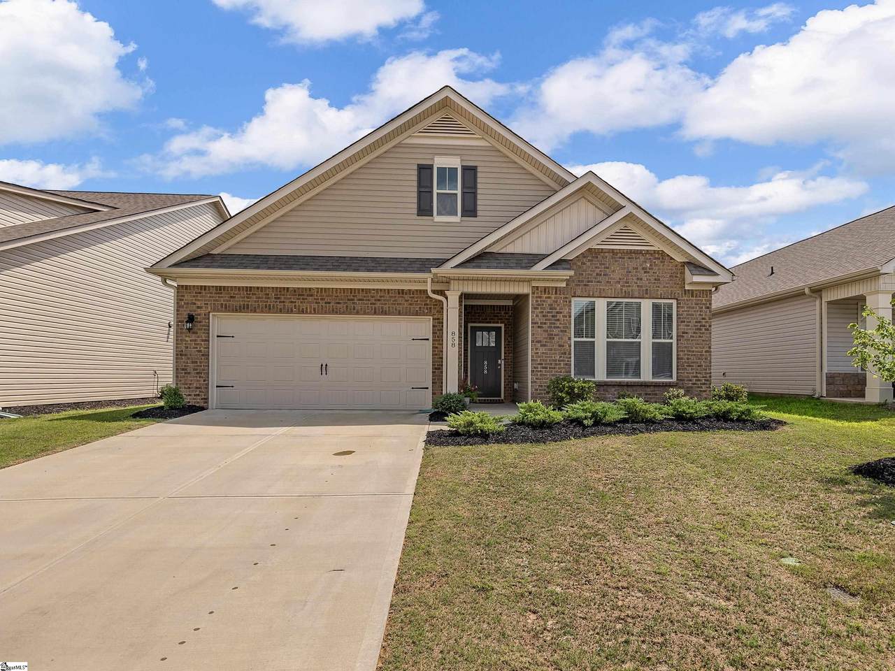 858 Deepwood Court - Photo 1