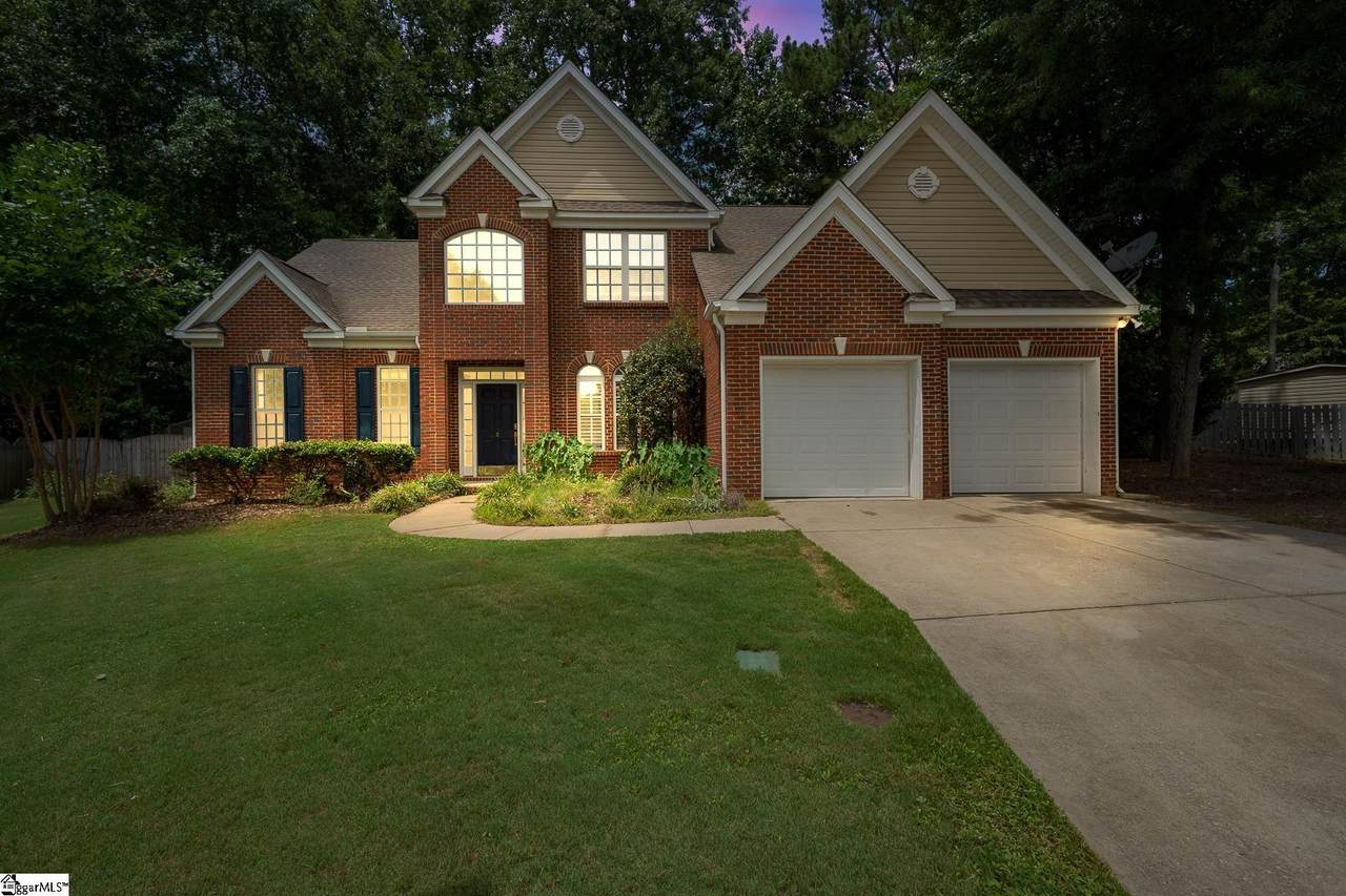 8 Trebor Court - Photo 1