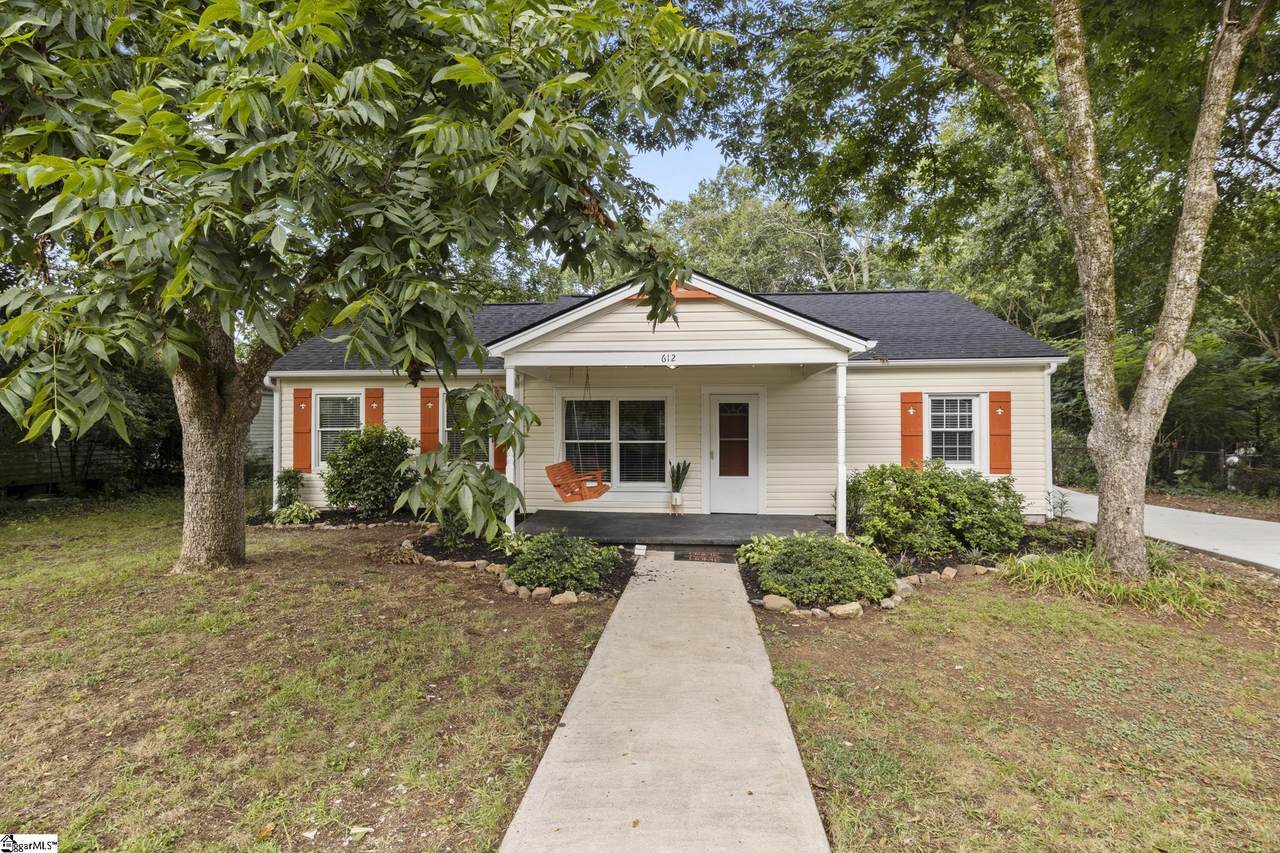 612 Highland Avenue - Photo 1