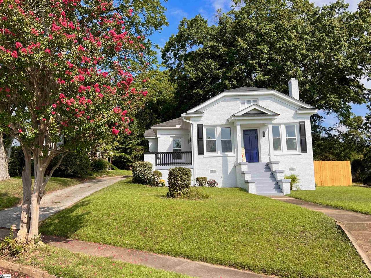 134 Highpoint Road - Photo 1