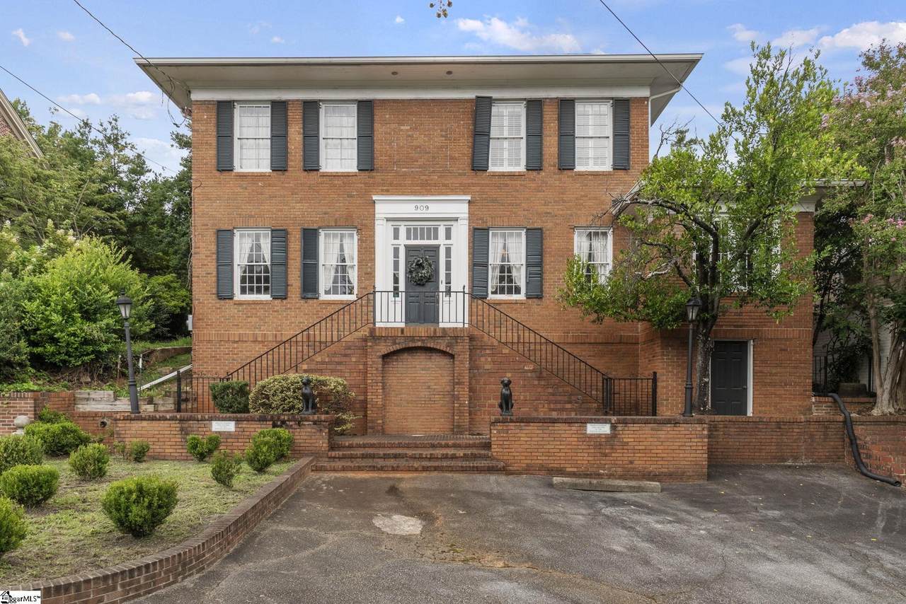 909 Washington Street - Photo 1