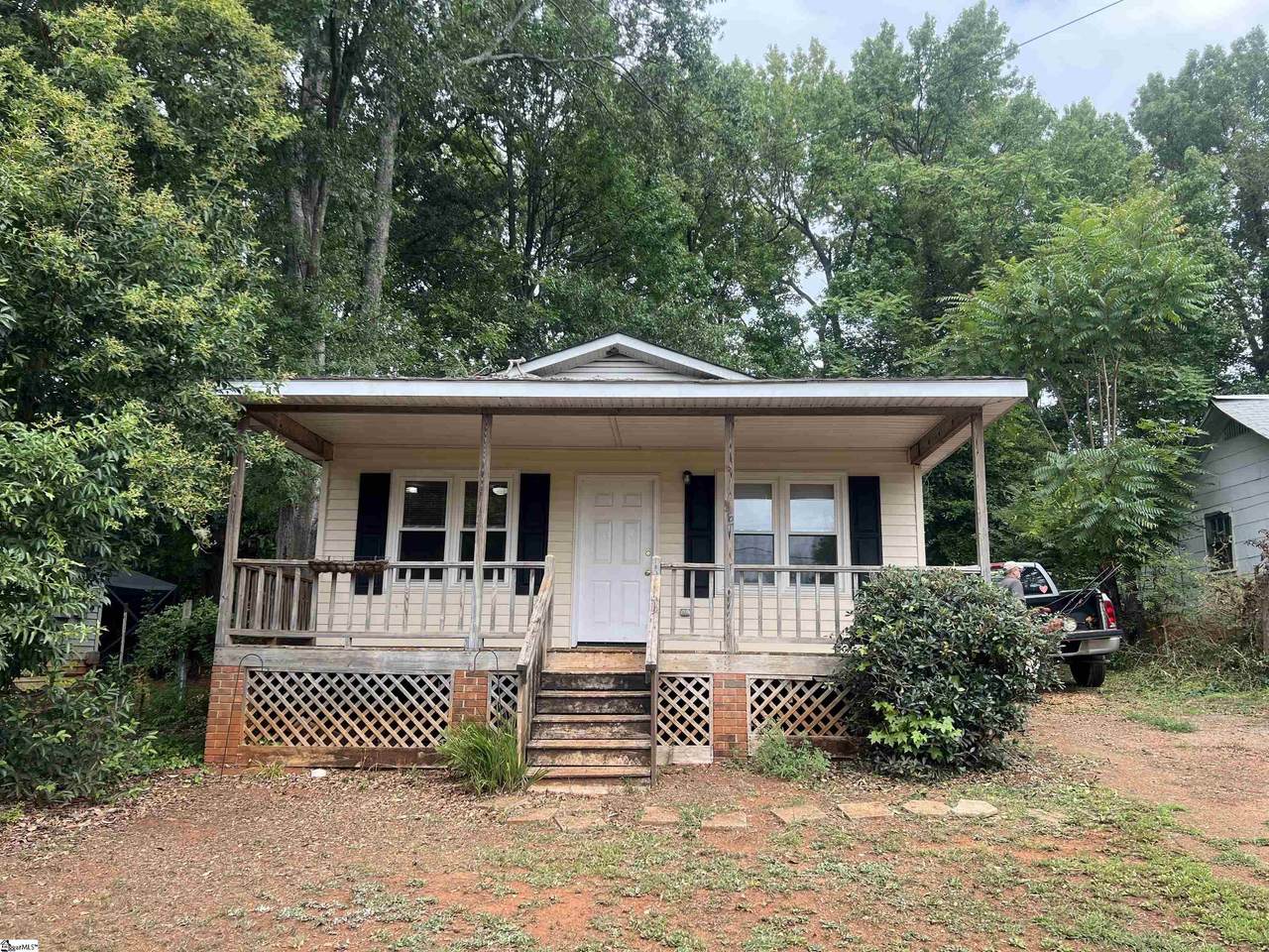 42 Burgess Avenue - Photo 1