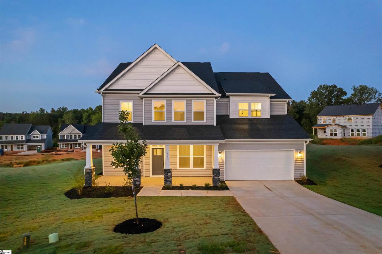 913 Wild Pine Court - Photo 1
