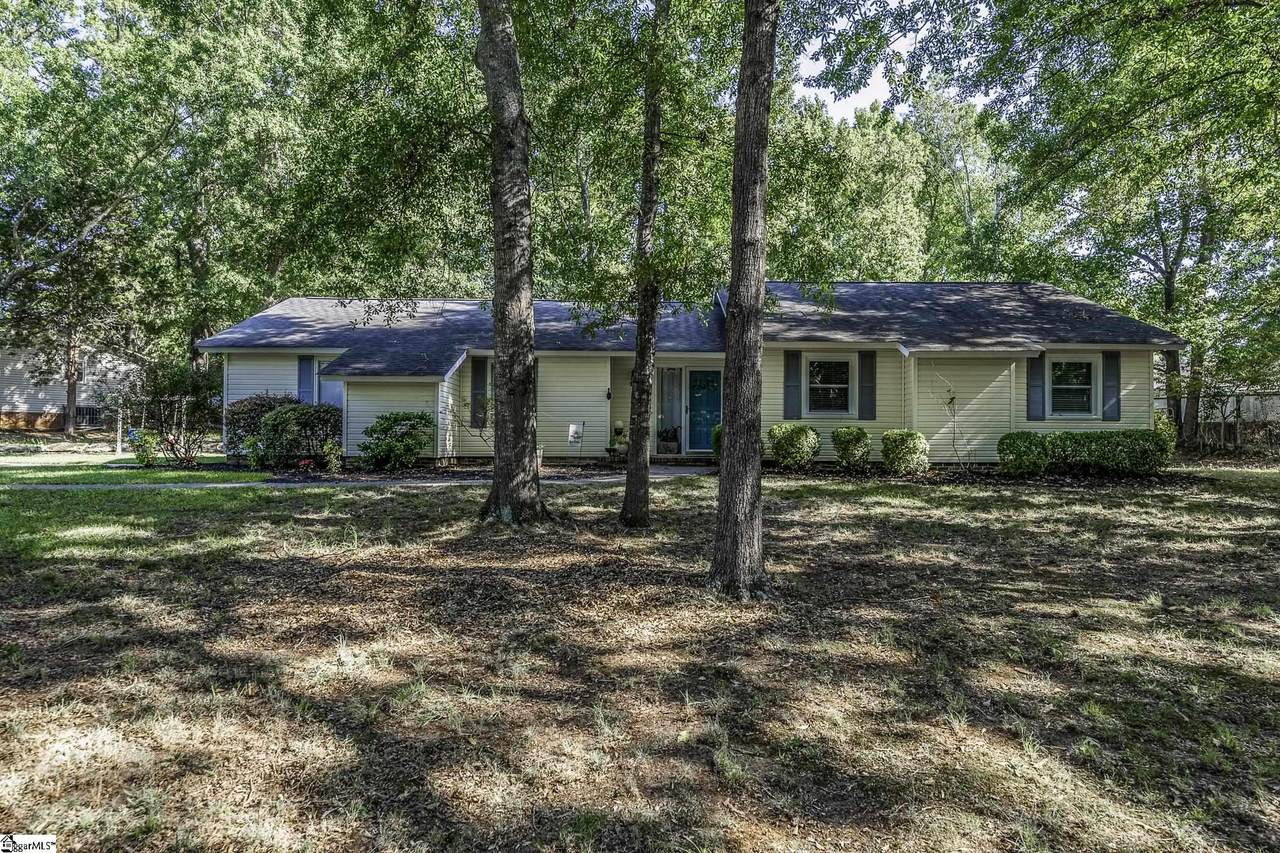 115 Sandhurst Drive - Photo 1