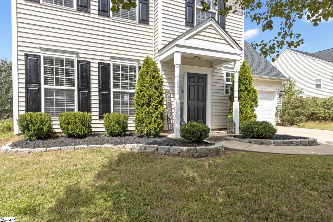8 Crestbrook Drive - Photo 1