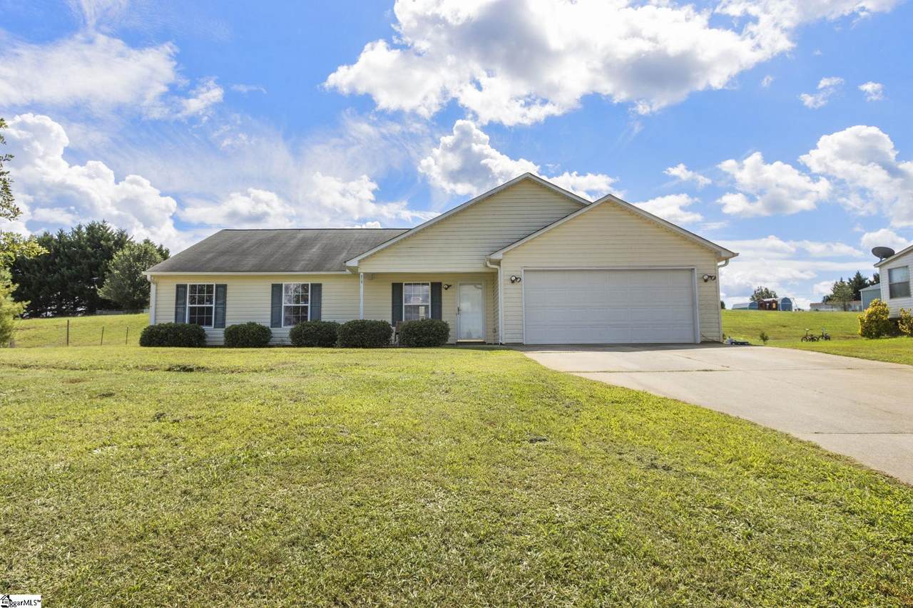 106 Blackbird Lane - Photo 1