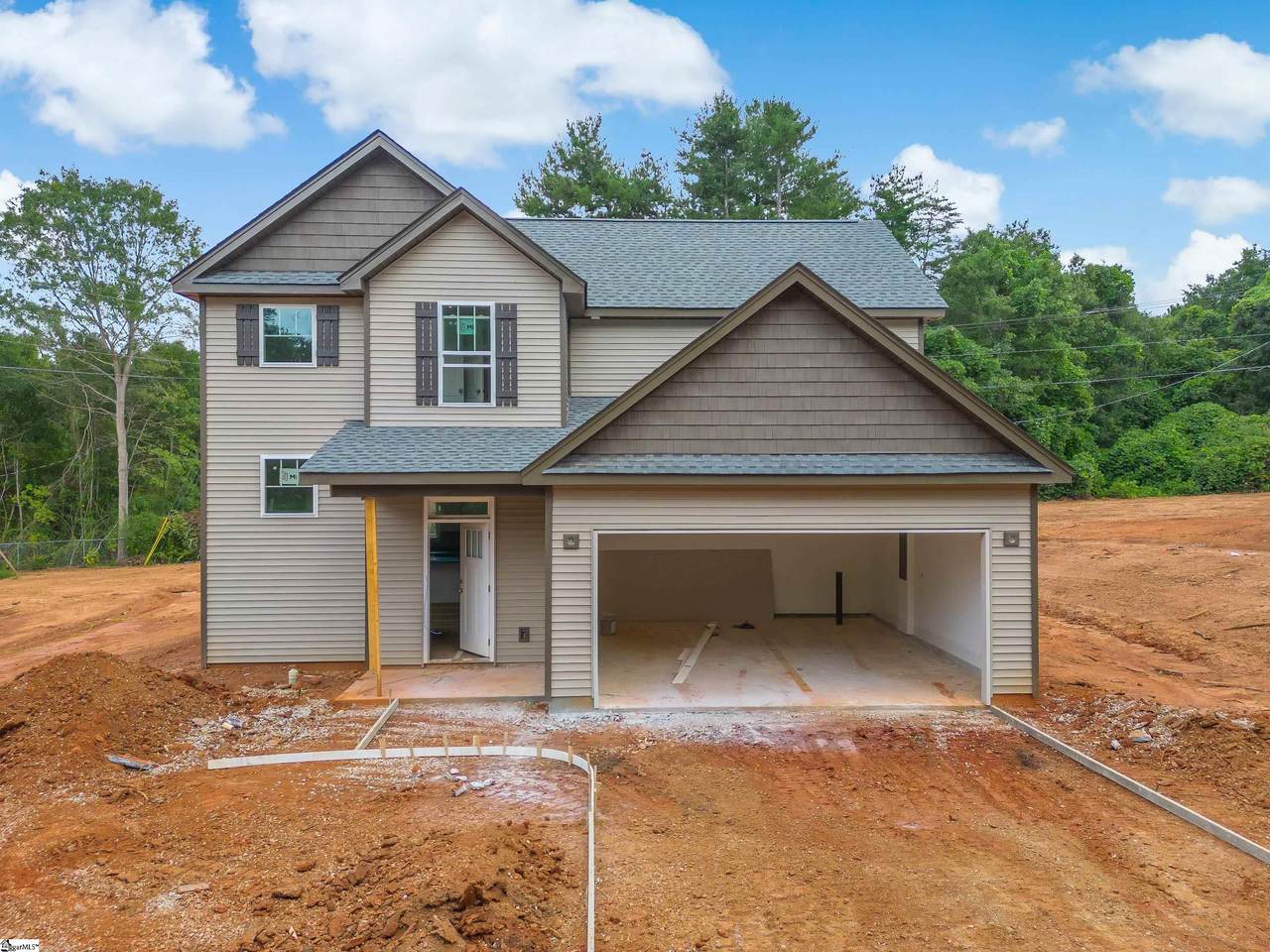 121 Sherwood Road - Photo 1