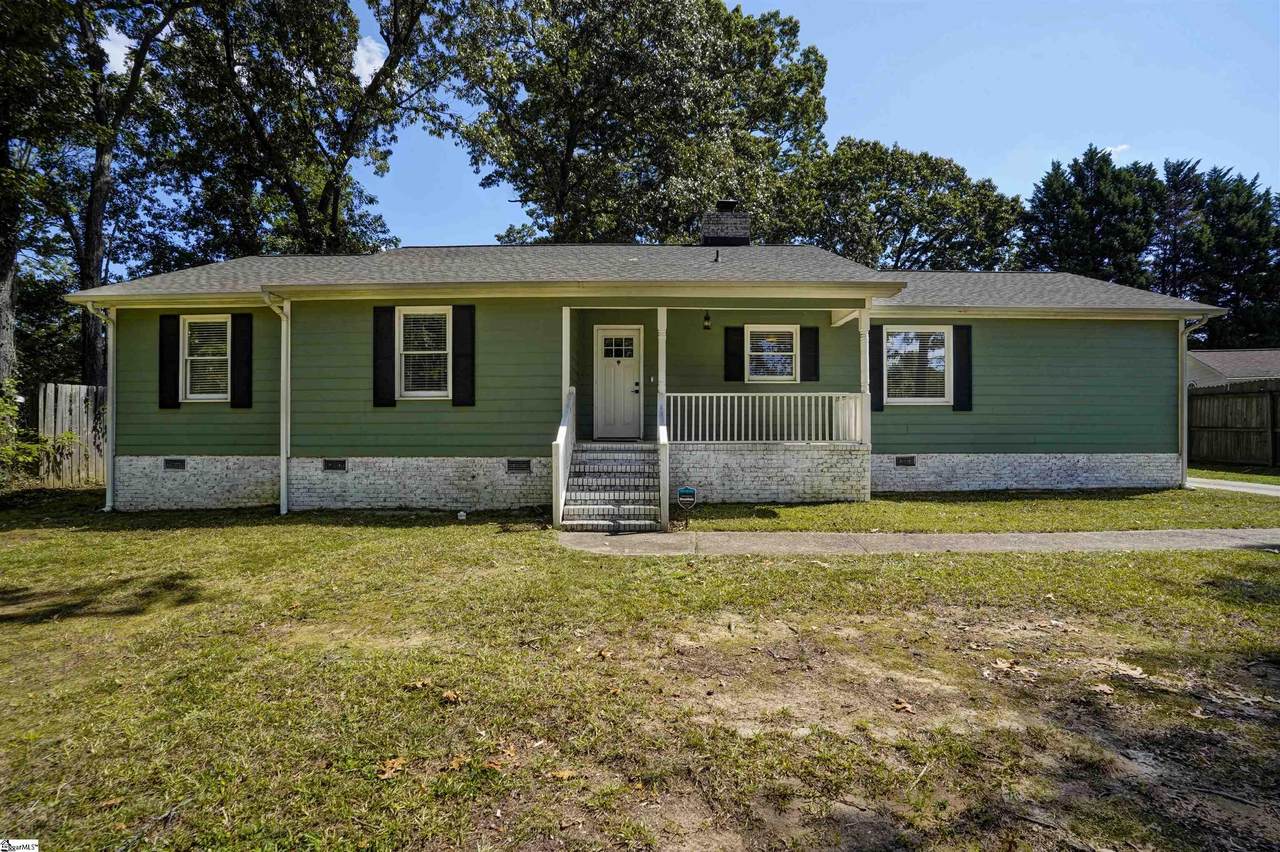 690 Forrester Drive - Photo 1