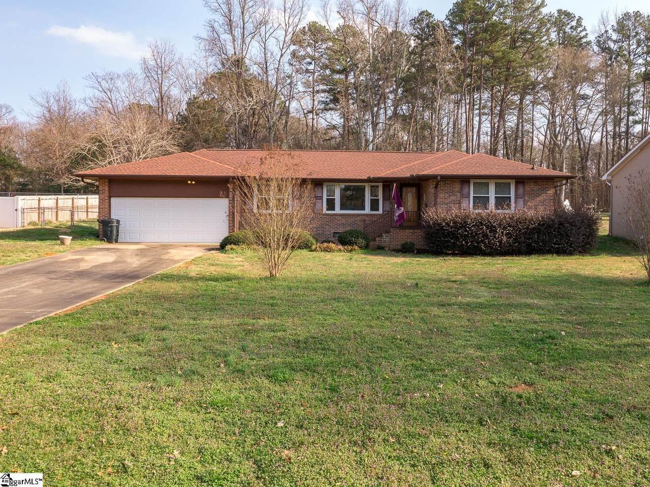 469 Royal Oak Drive - Photo 1