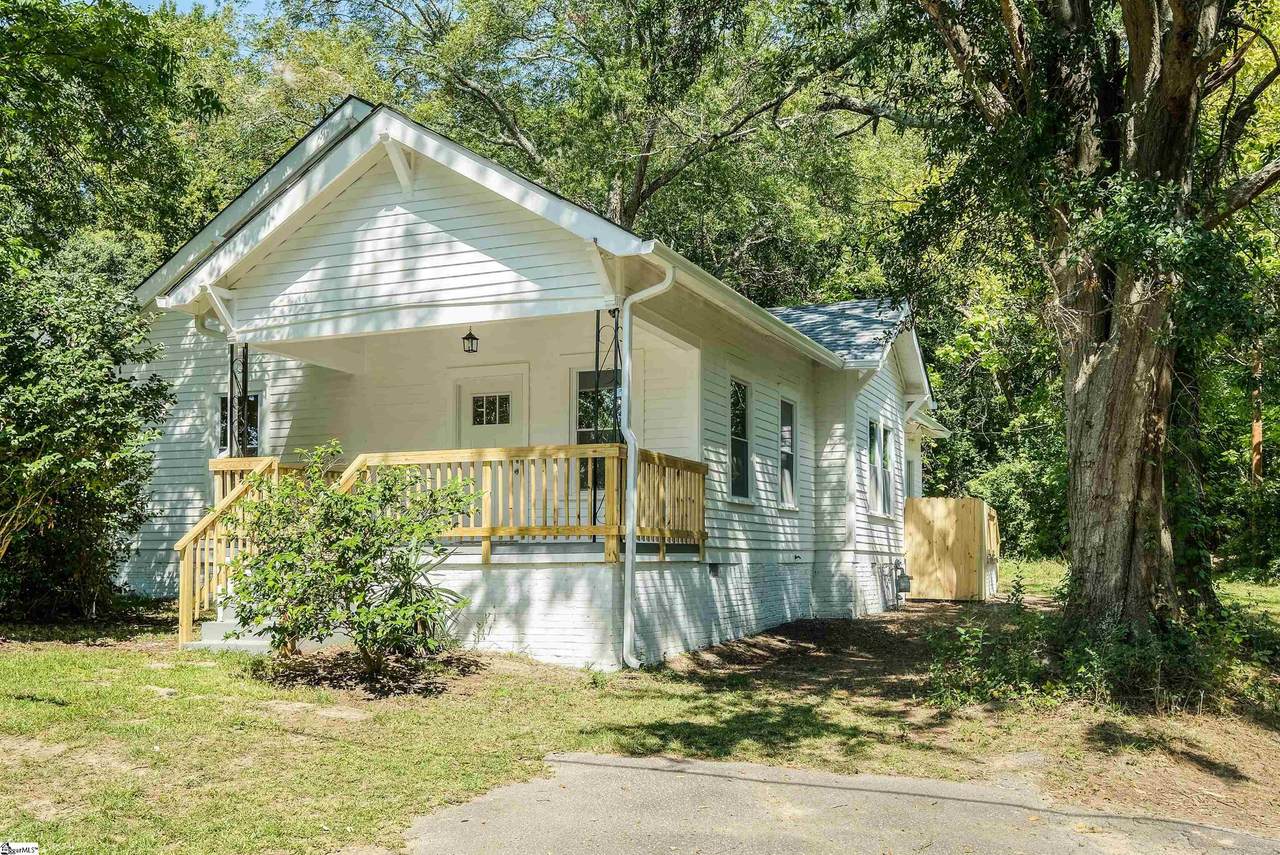 313 East Hampton Street - Photo 1