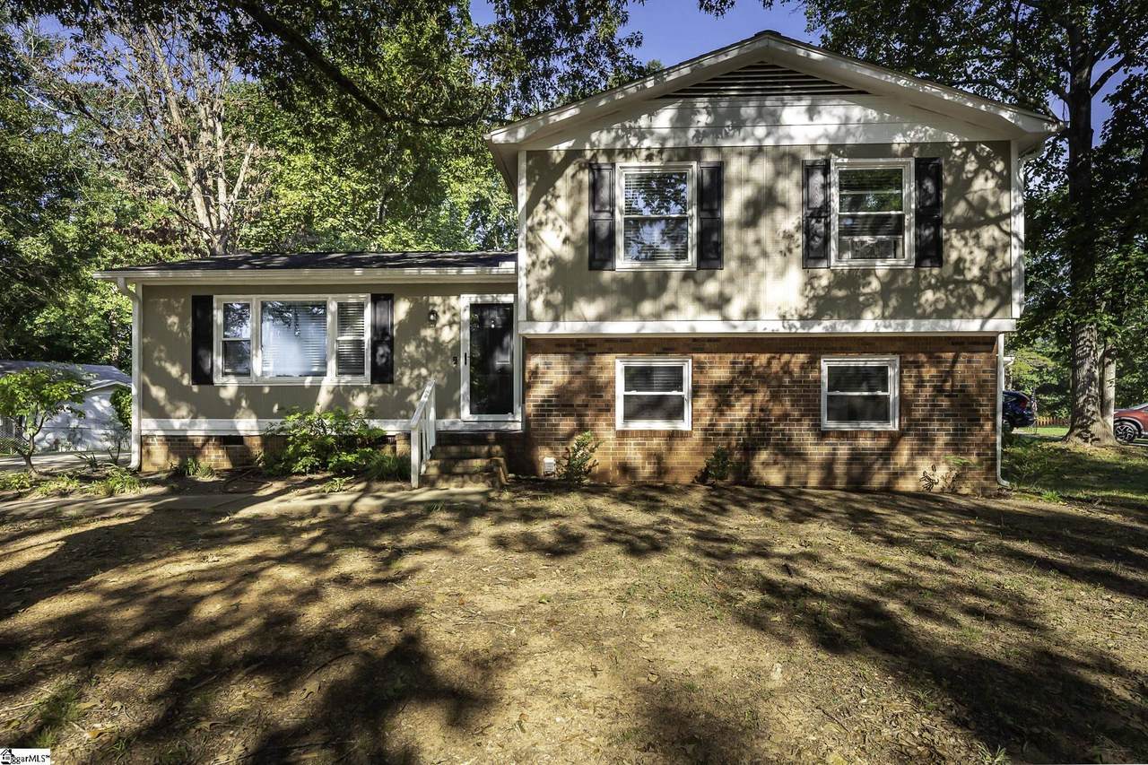 2 Chuckwood Court - Photo 1