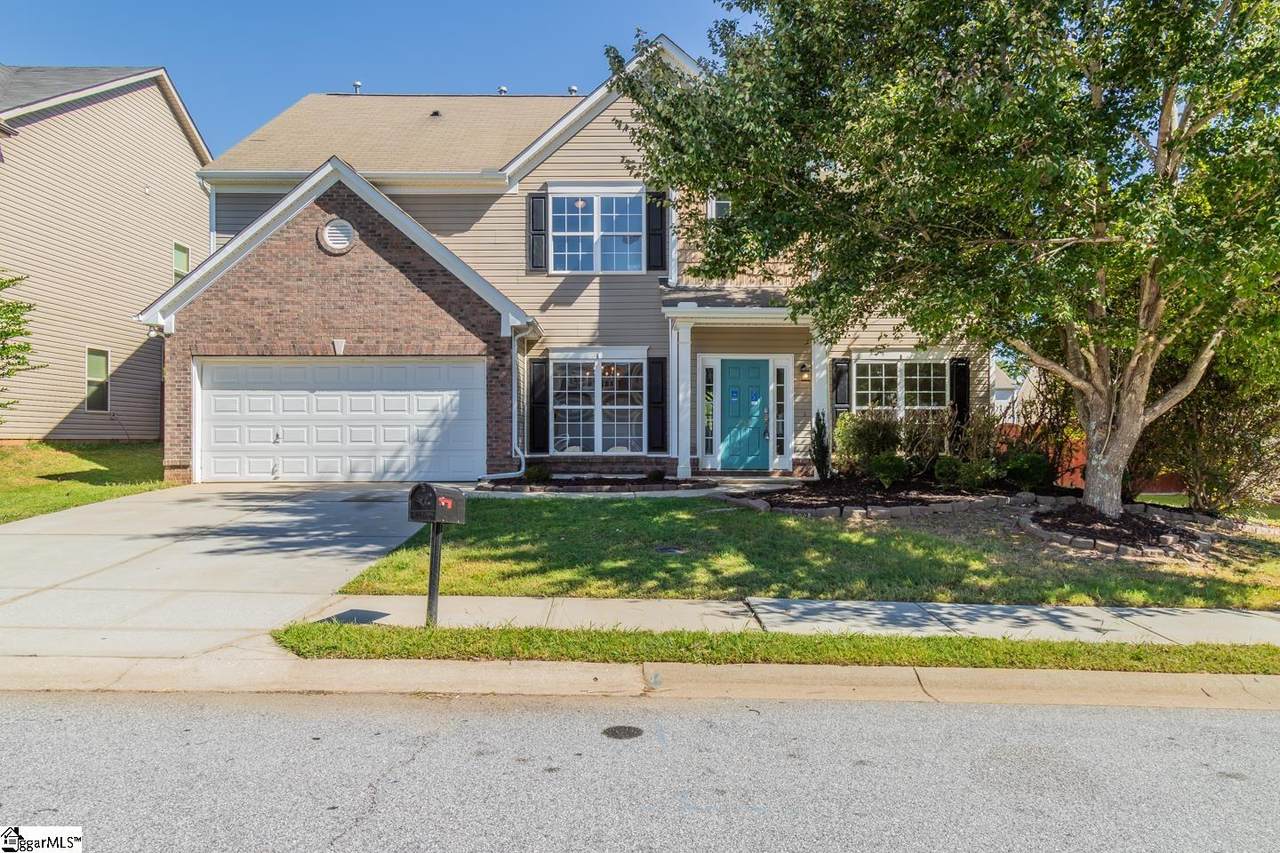 913 Kangley Drive - Photo 1