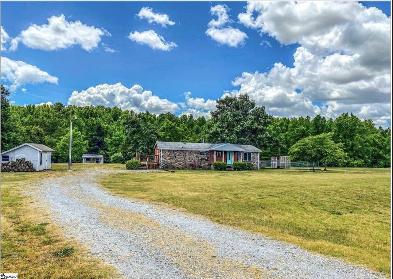 128 Golden Acres Drive - Photo 1
