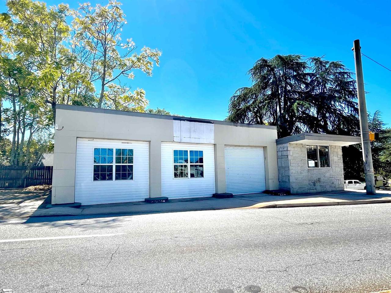 427 Main Street - Photo 1