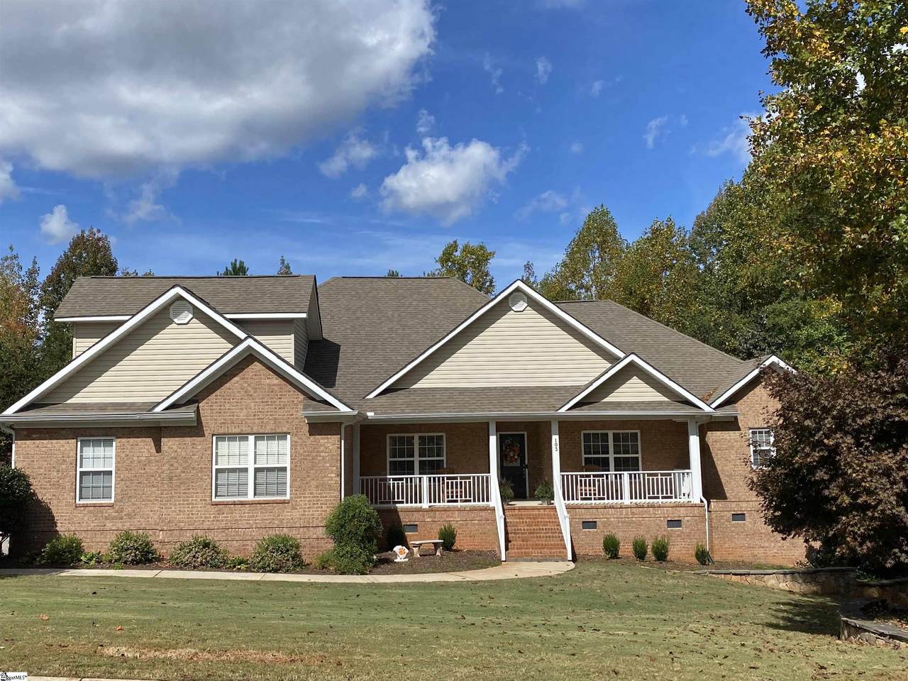 103 Foxglove Drive - Photo 1