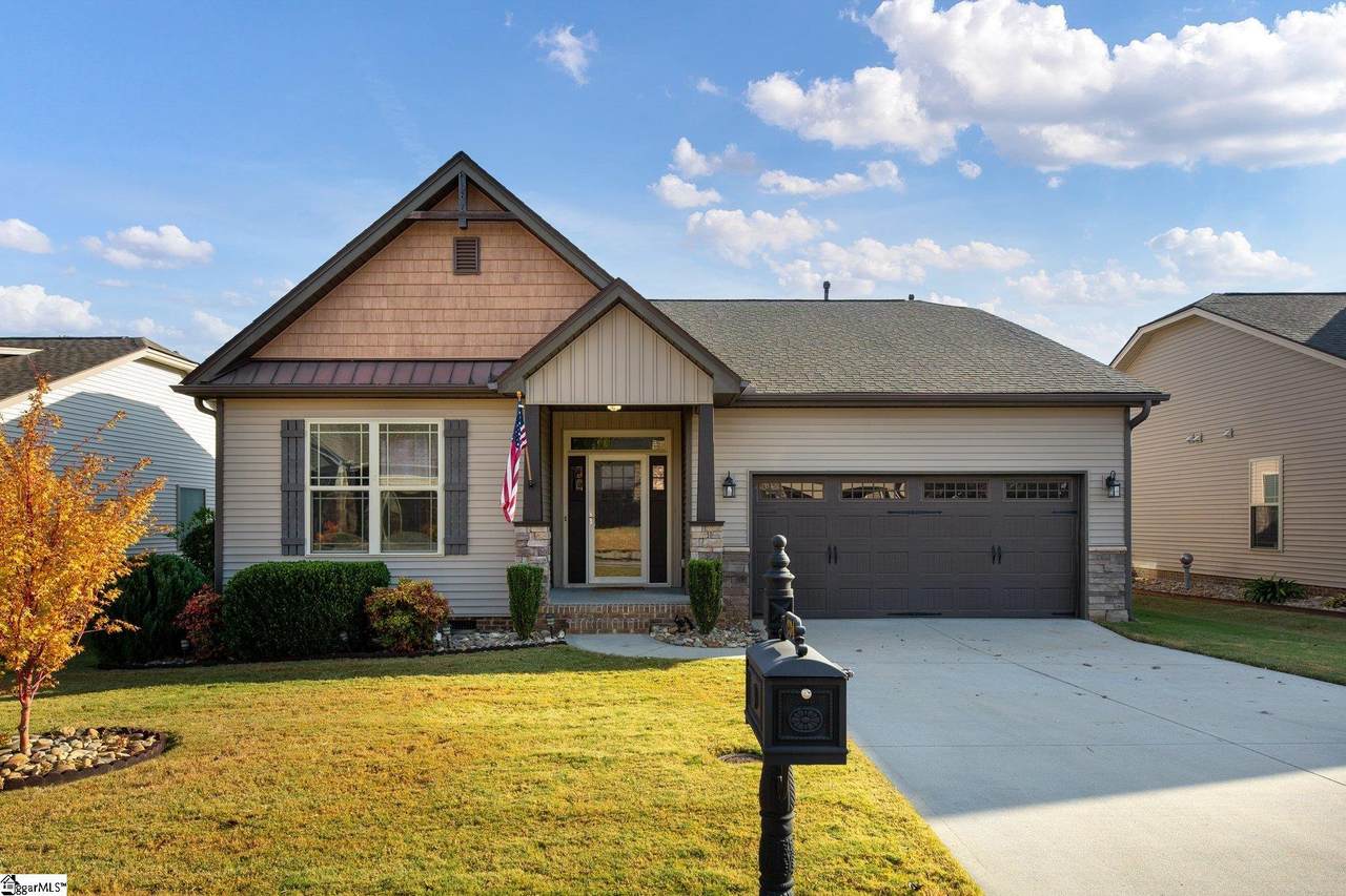 204 Sedgebrook Drive - Photo 1