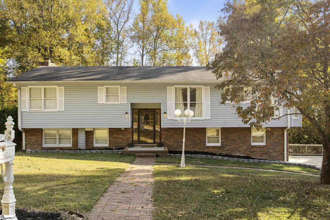 123 Bismark Drive - Photo 1