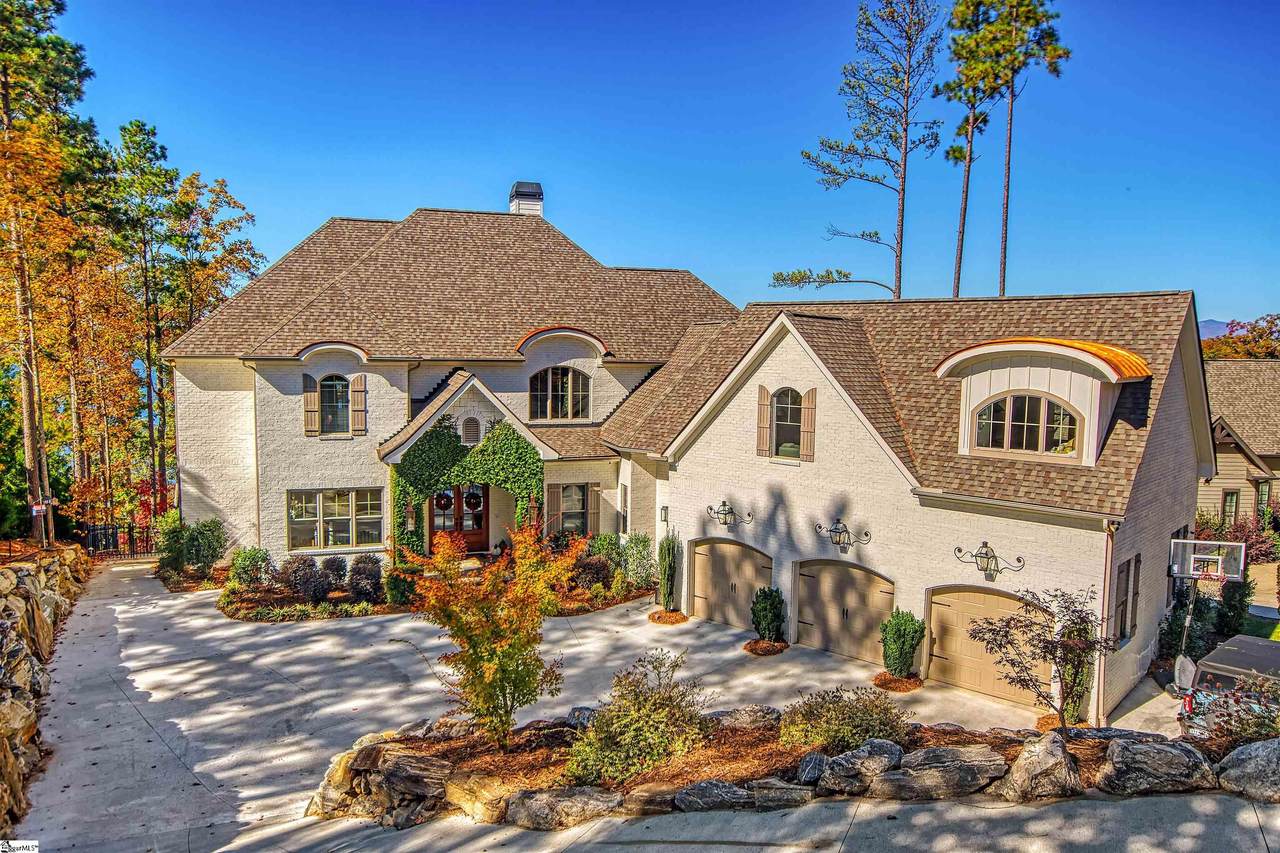 320 Island Drive - Photo 1